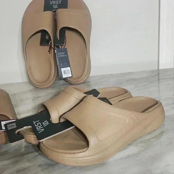 VRST MENS MOLDED RECOVERY SLIDES TAN BROWN SIZE 9 AND 10S  NWT - Picture 5 of 8